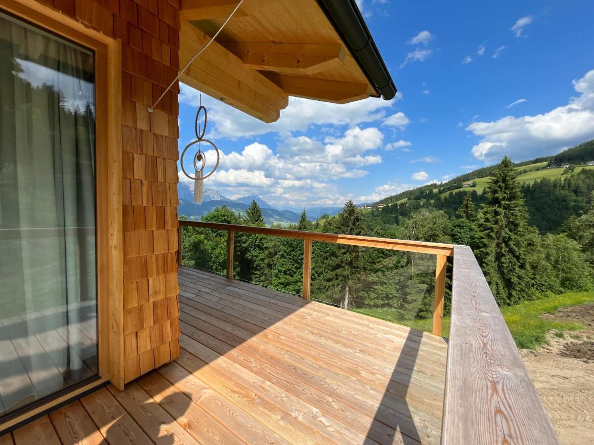 Hoeflehner Premium Eco Lodge Haus im Ennstal Exteriör bild